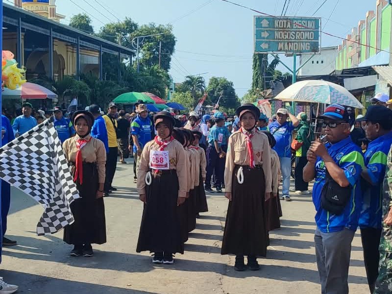 LOMBA GERAK JALAN DALAM RANGKA HUT KE-81
